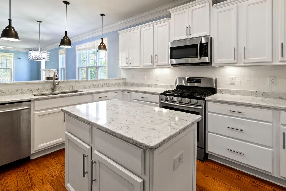 Filth & Squalor Cleanup in Collinsville, CT